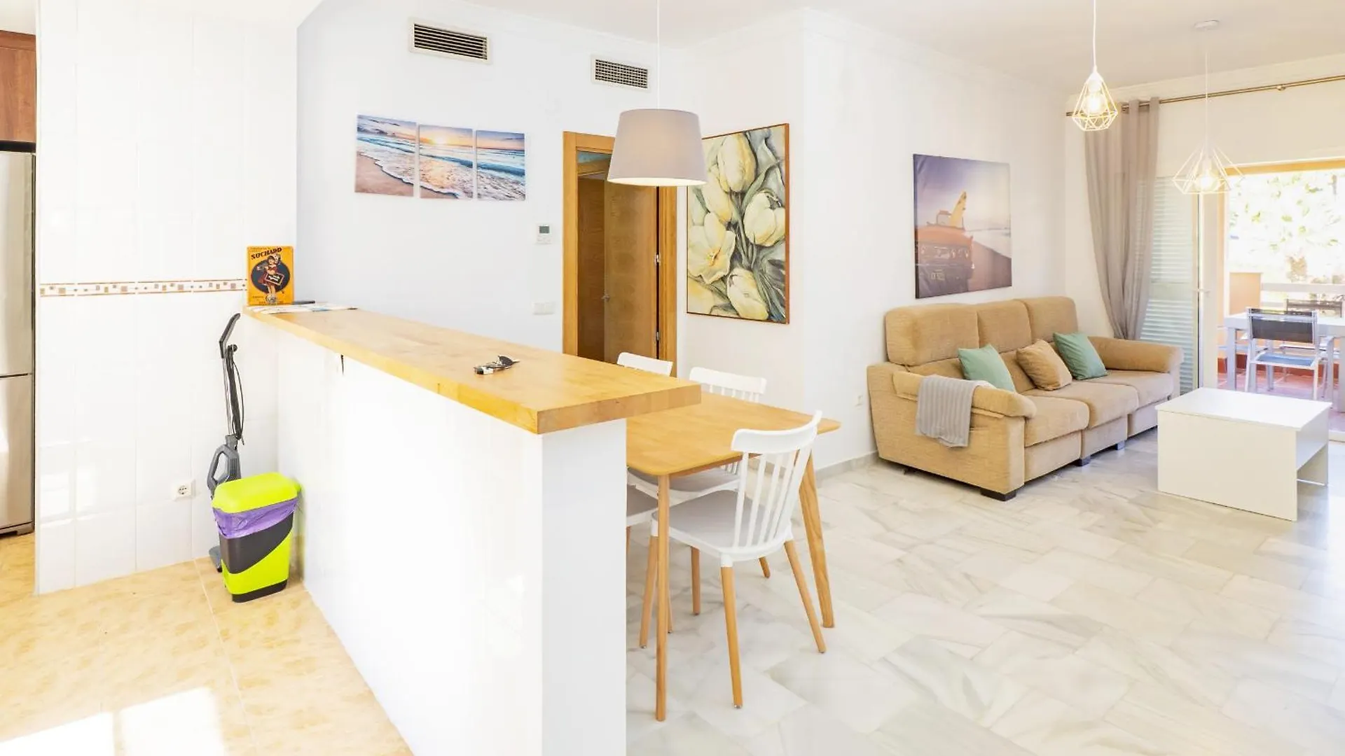 Cubo'S Cabopino Beach Marbella Apartment Spanien